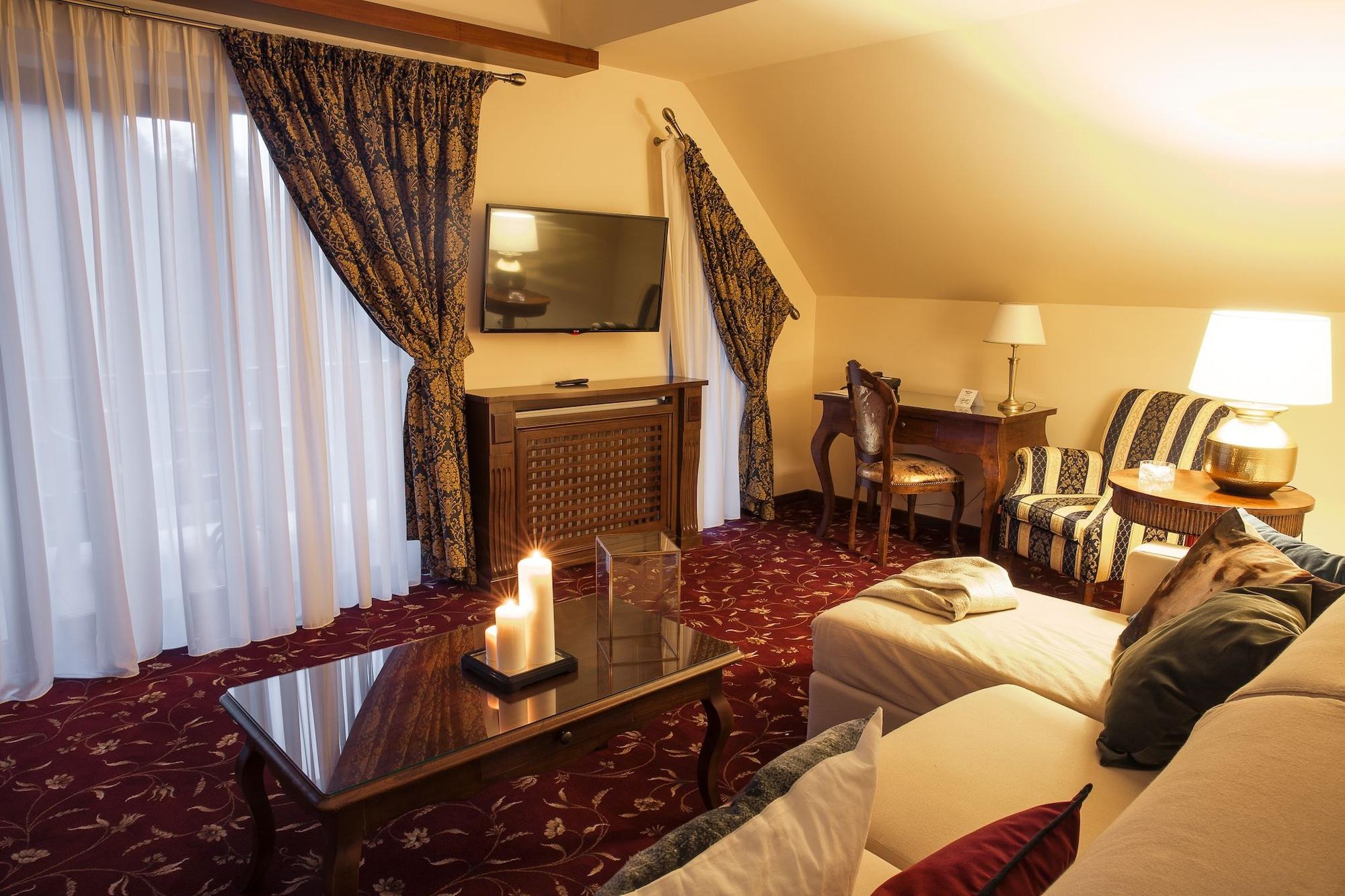 Hotel Boutique Belvedere Сіная Екстер'єр фото