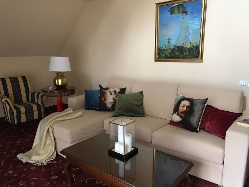 Hotel Boutique Belvedere Сіная Екстер'єр фото