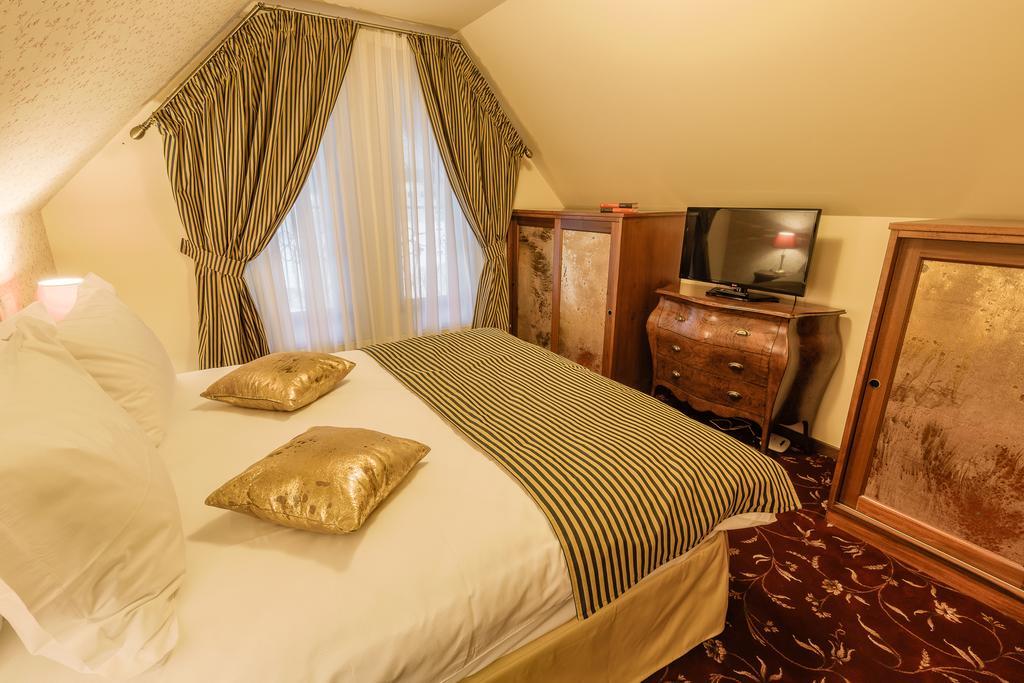 Hotel Boutique Belvedere Сіная Екстер'єр фото
