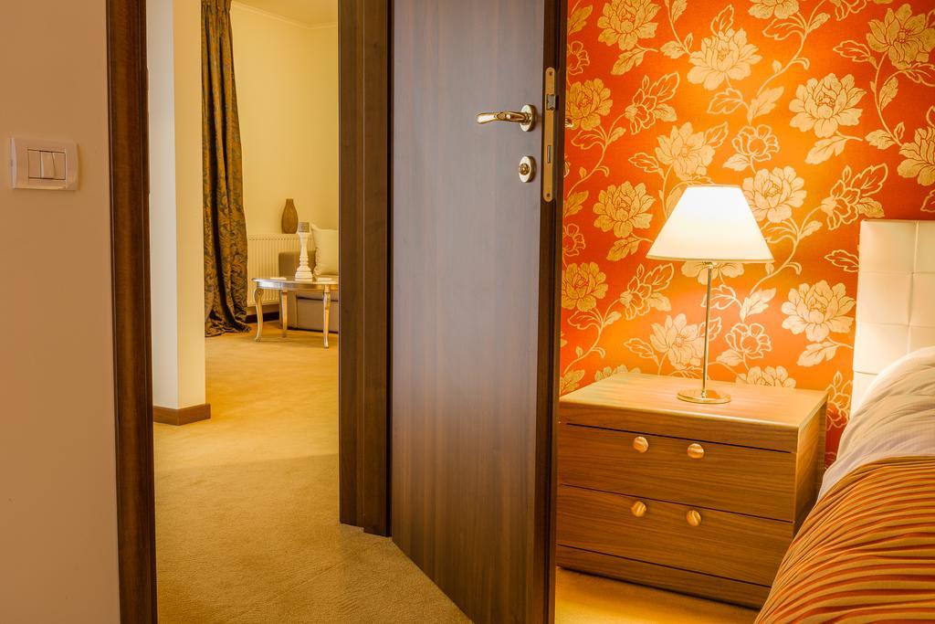 Hotel Boutique Belvedere Сіная Екстер'єр фото
