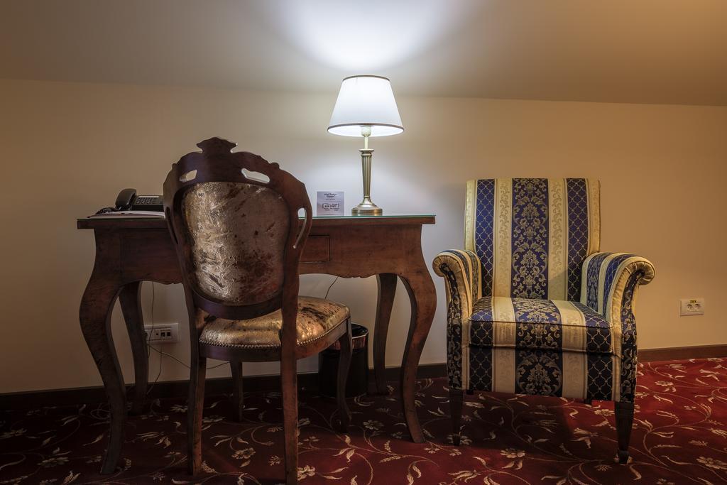 Hotel Boutique Belvedere Сіная Екстер'єр фото