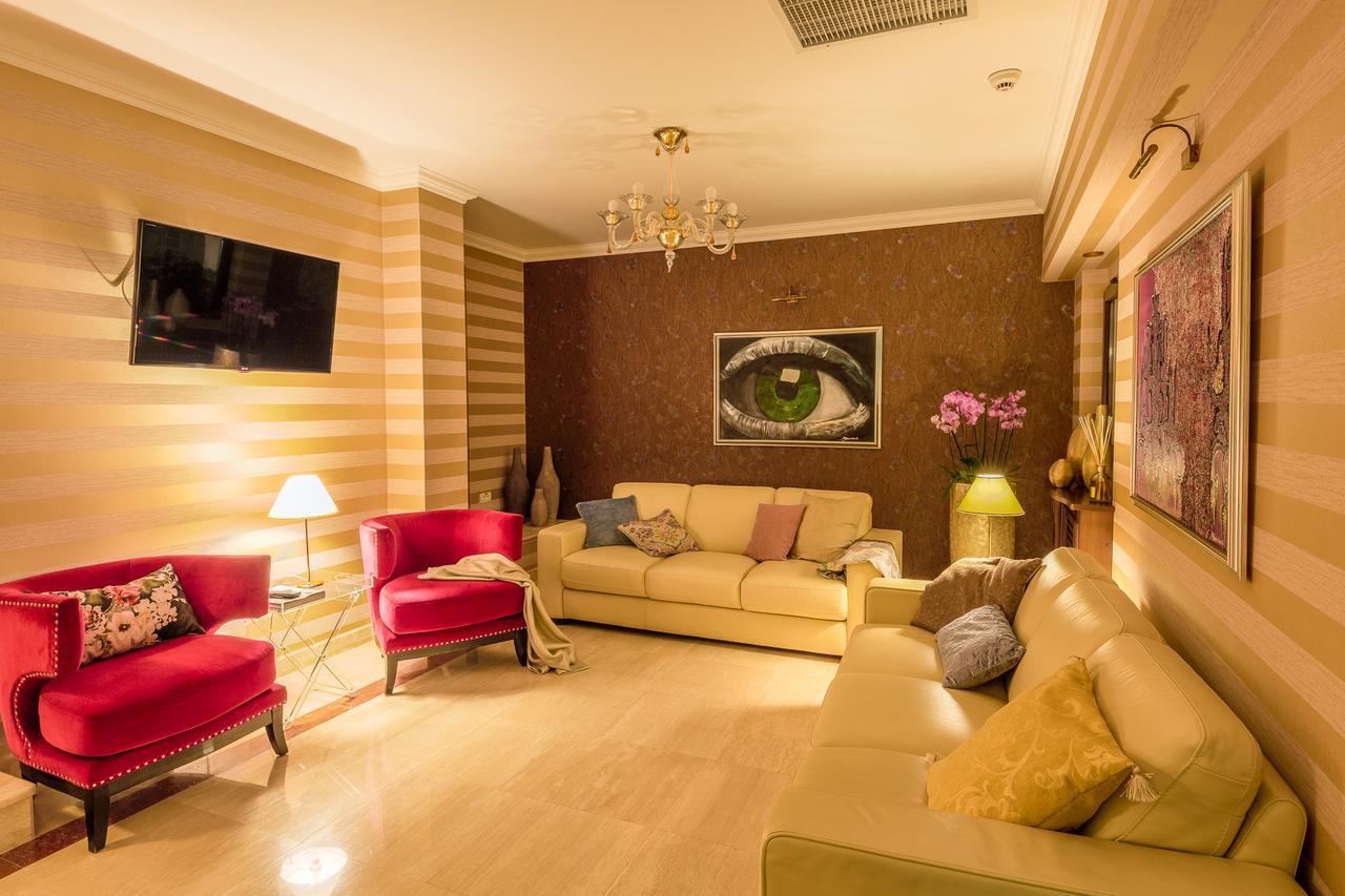 Hotel Boutique Belvedere Сіная Екстер'єр фото